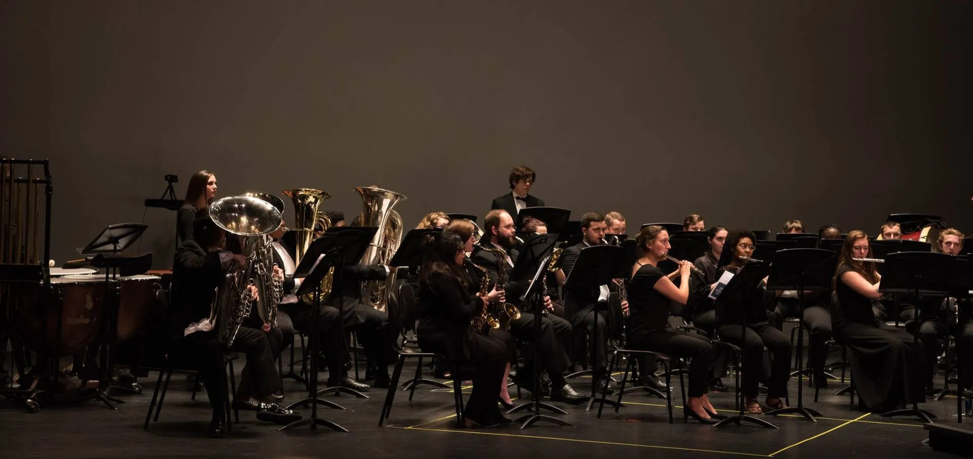 Music Banner Image - Band playing