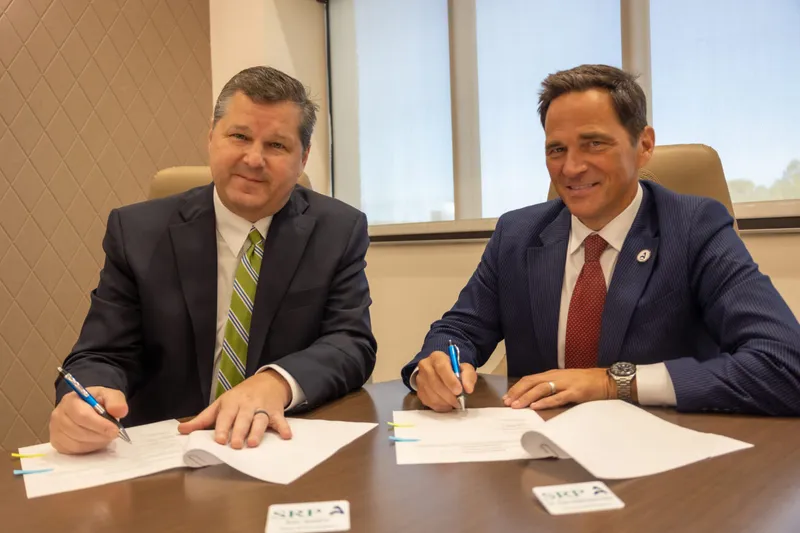 SRP CEO Eric Jenkins and Chancellor Daniel J. Heimmermann